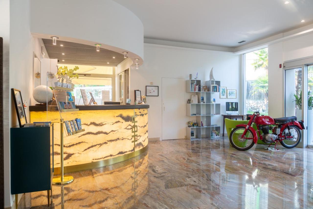 Hotel Baia Azzurra - Front