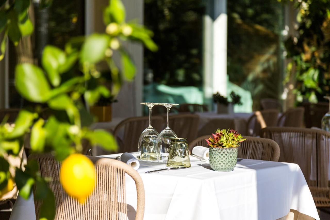 Baia Azzurra - Front Torbole Sul Garda