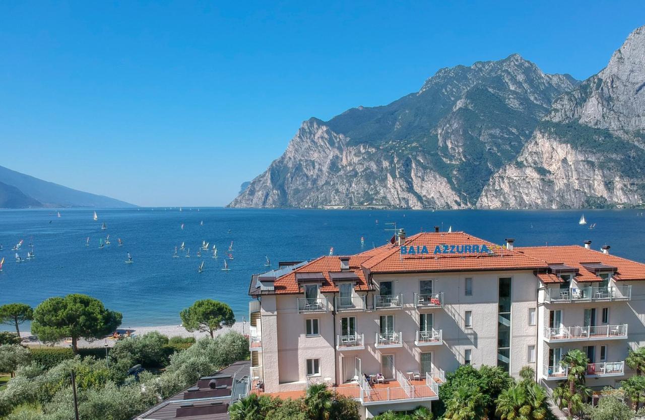 Baia Azzurra - Front Hotel Torbole Sul Garda