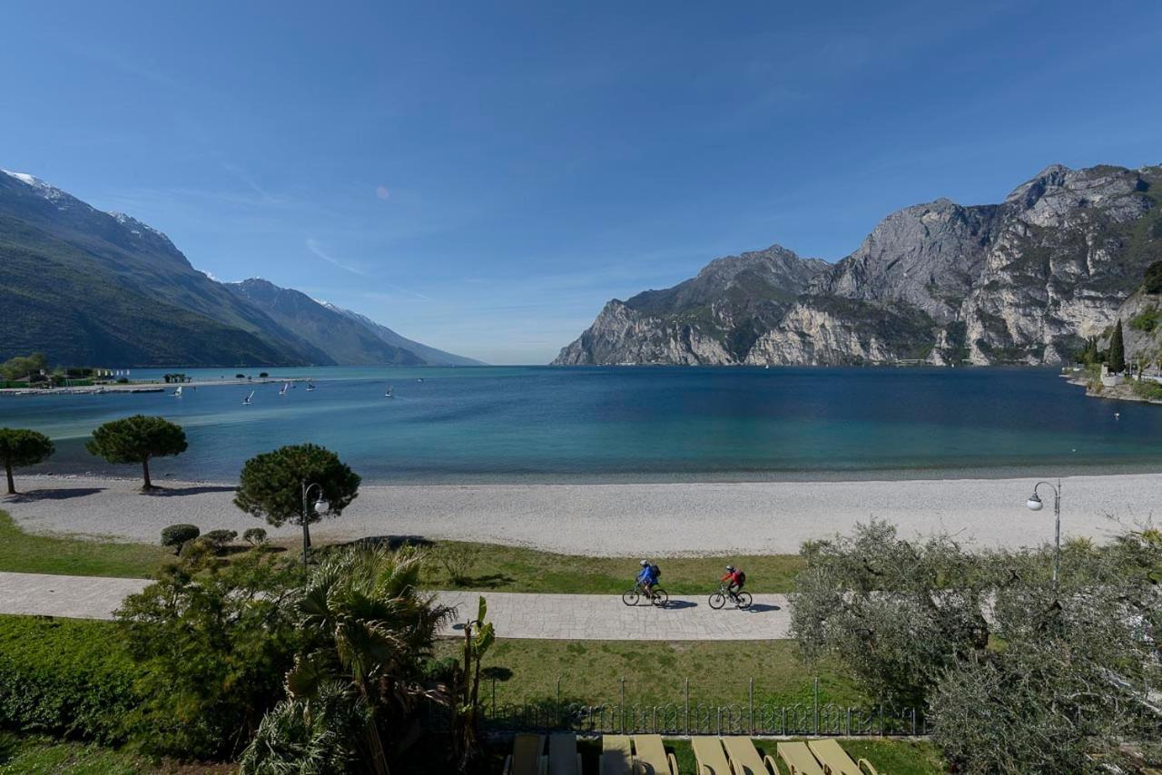 Baia Azzurra 4*